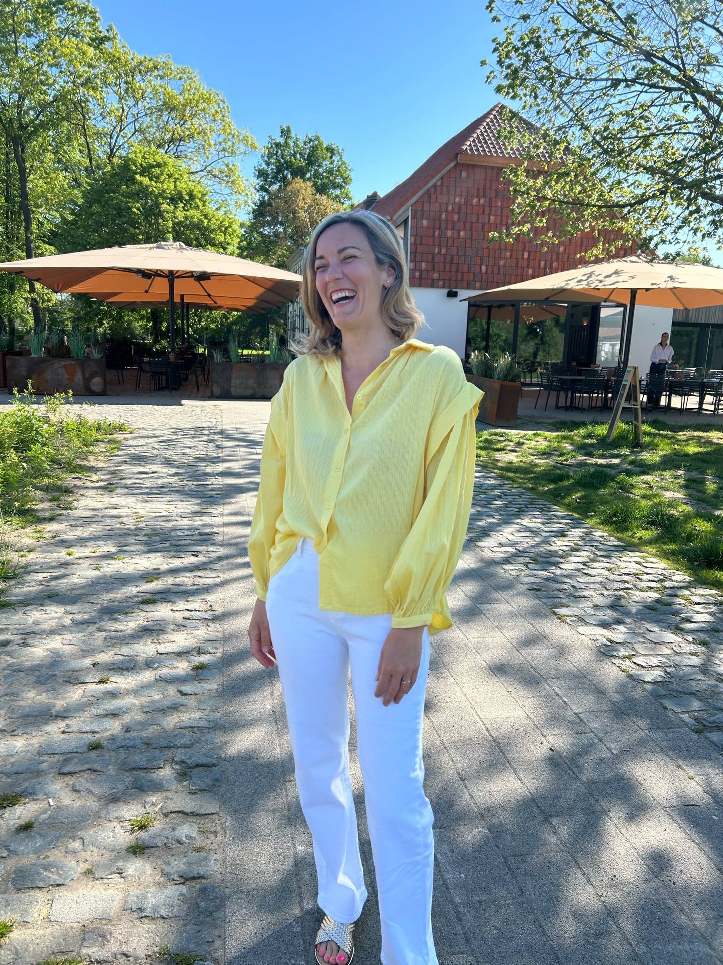 Hemd Maité geel