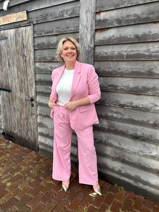 Base level Blazer Yella