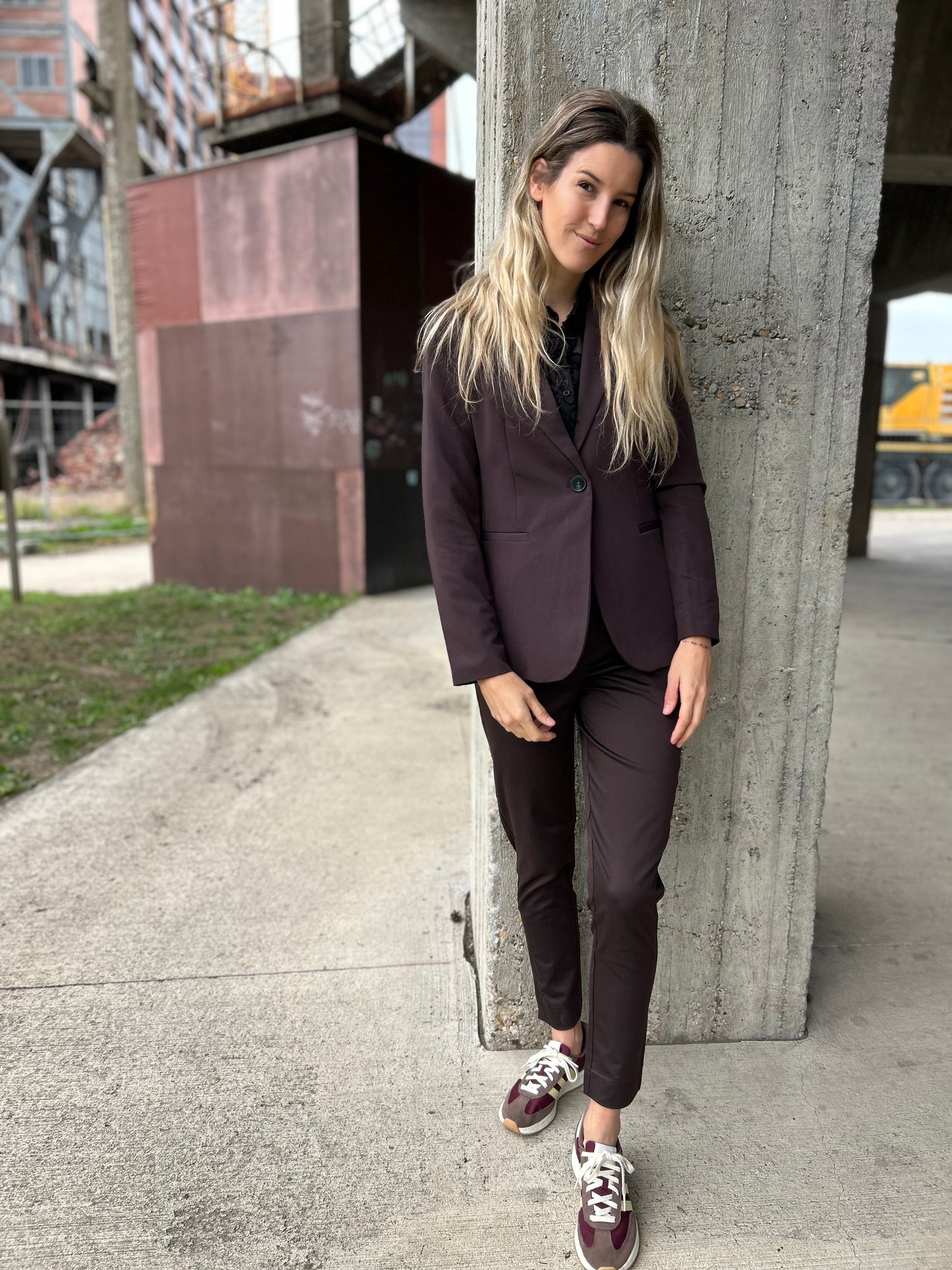 Kaffe Lea chino pants black coffee
