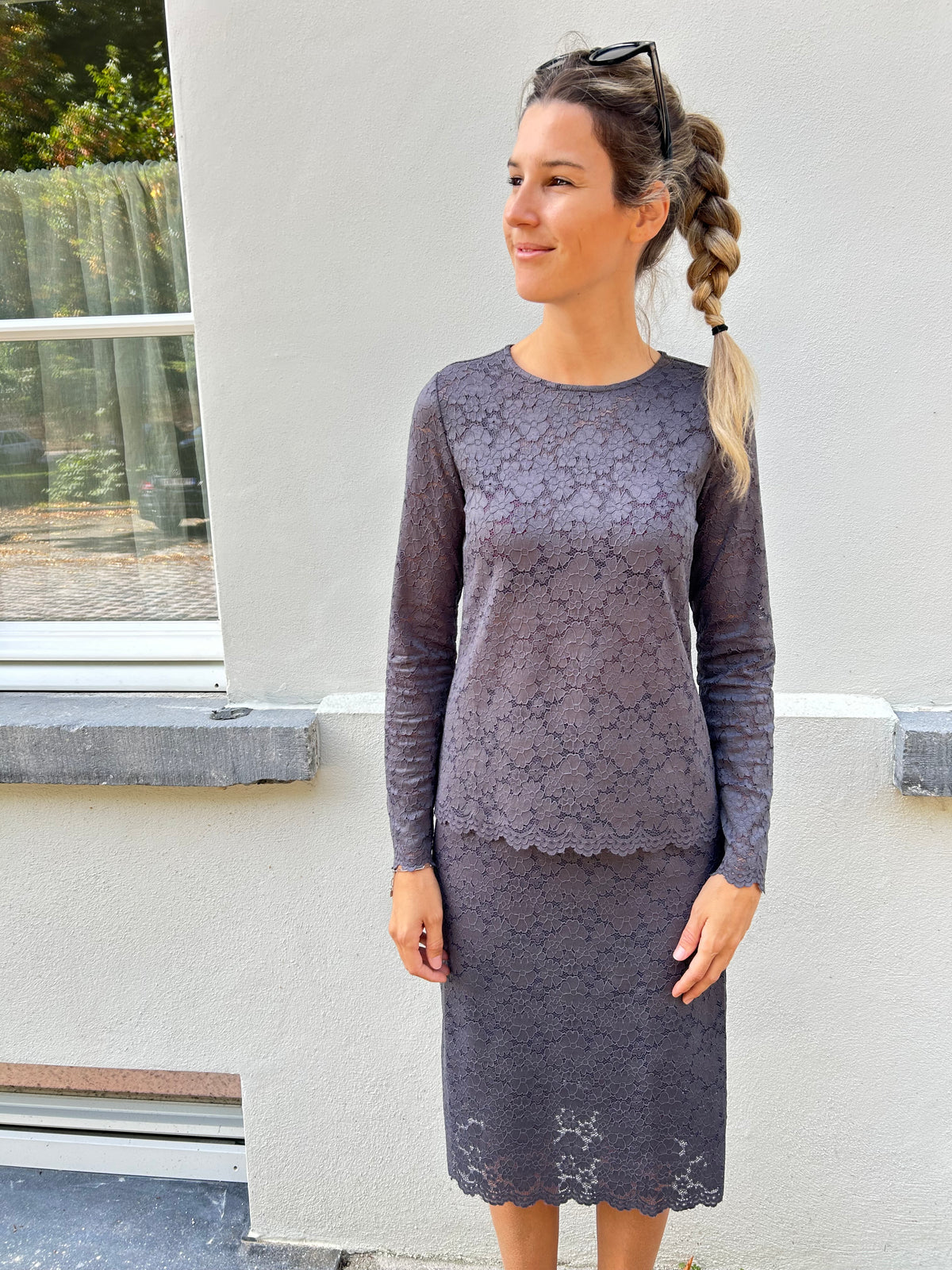 Yest blouse Diletta Essential warm grey