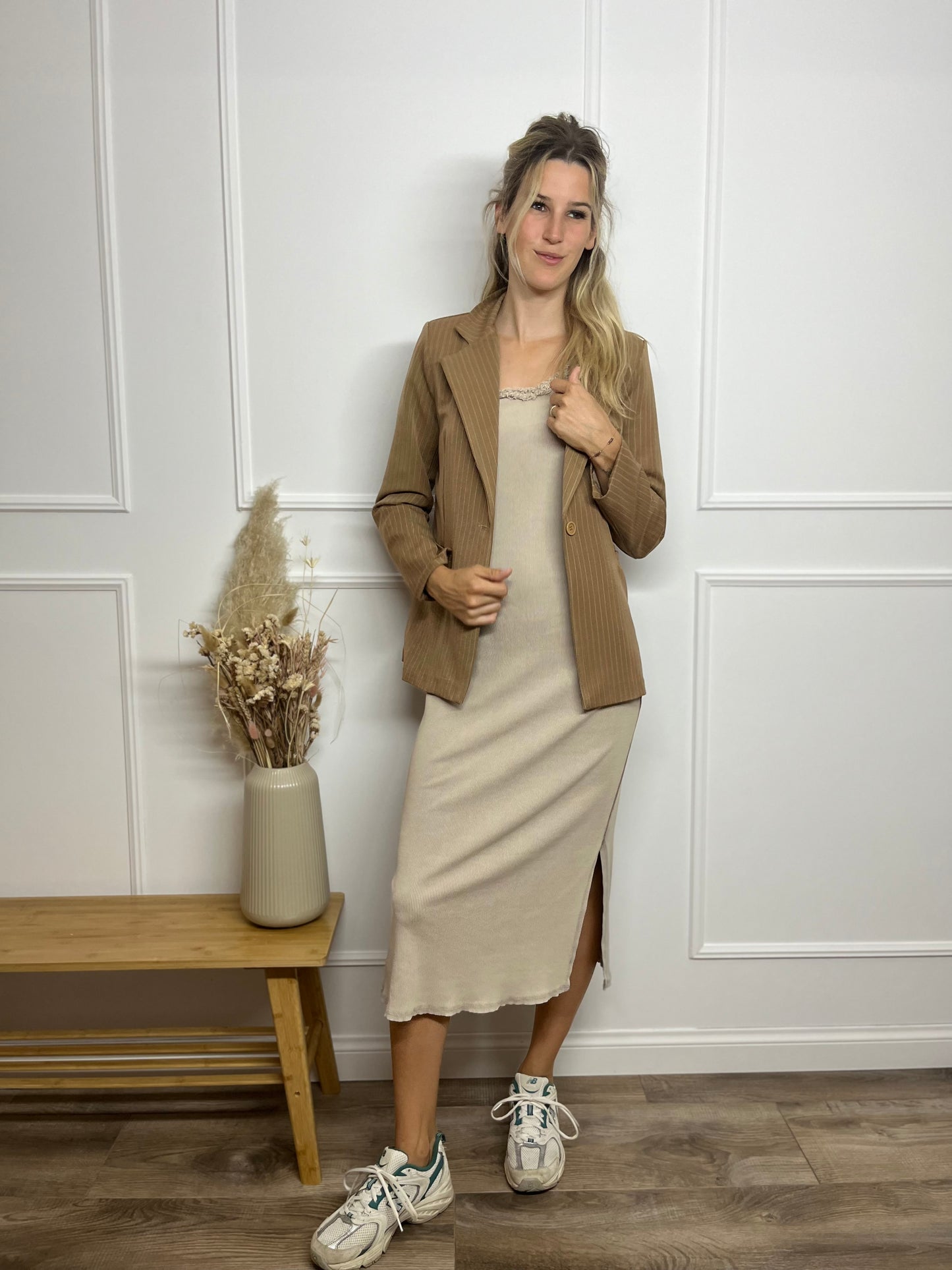 Jurk Xuna beige