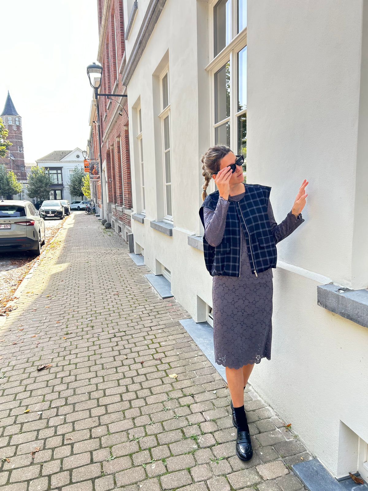 Yest rok Uvania warm grey